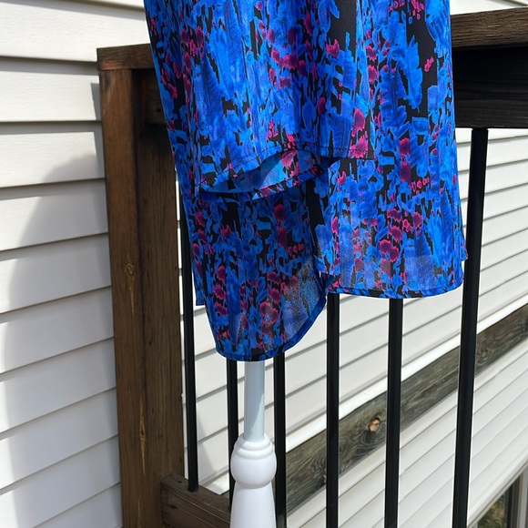 Pretty Shift Dress by Express - Picture 15 of 16